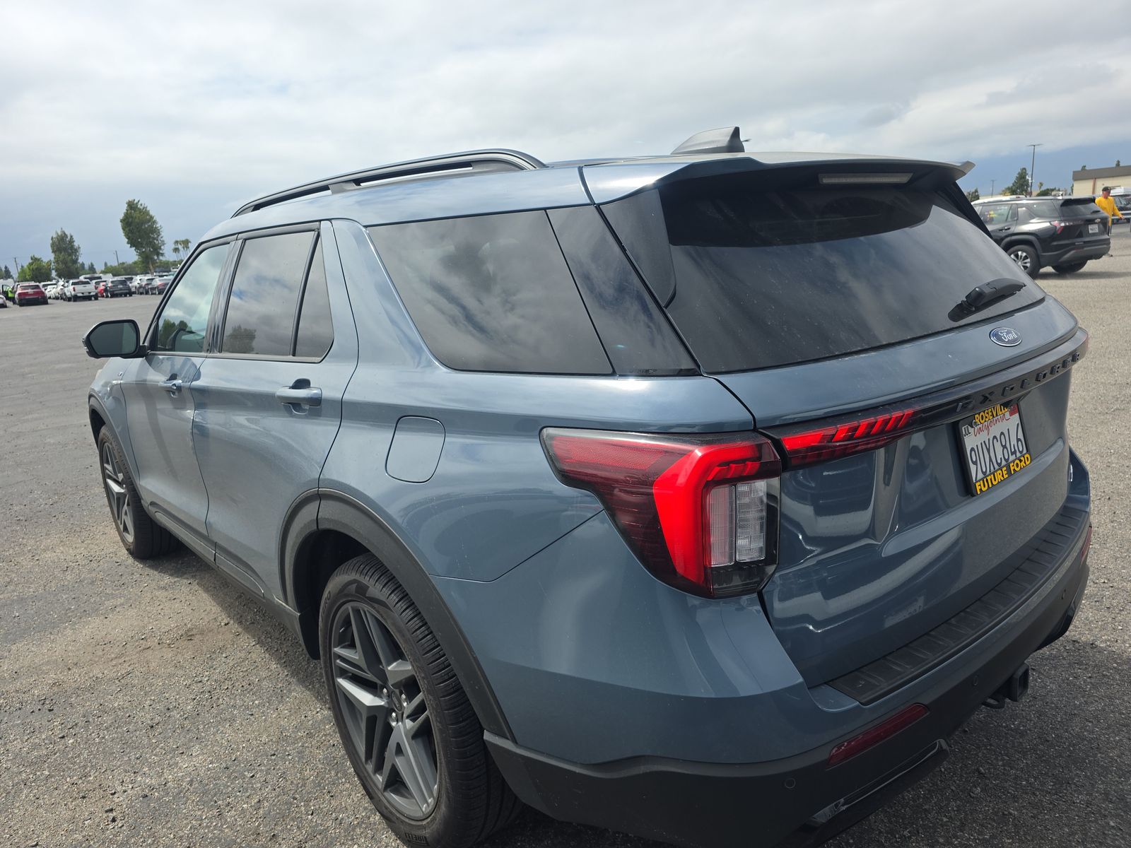 FORD EXPLORER - 7