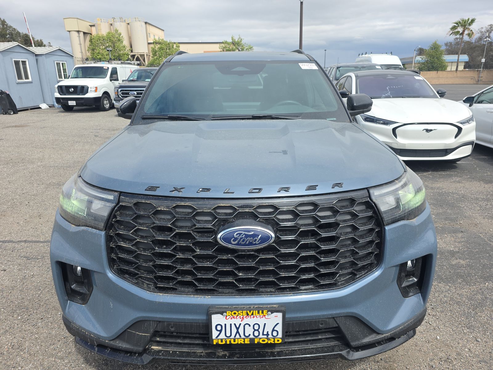 FORD EXPLORER - 3
