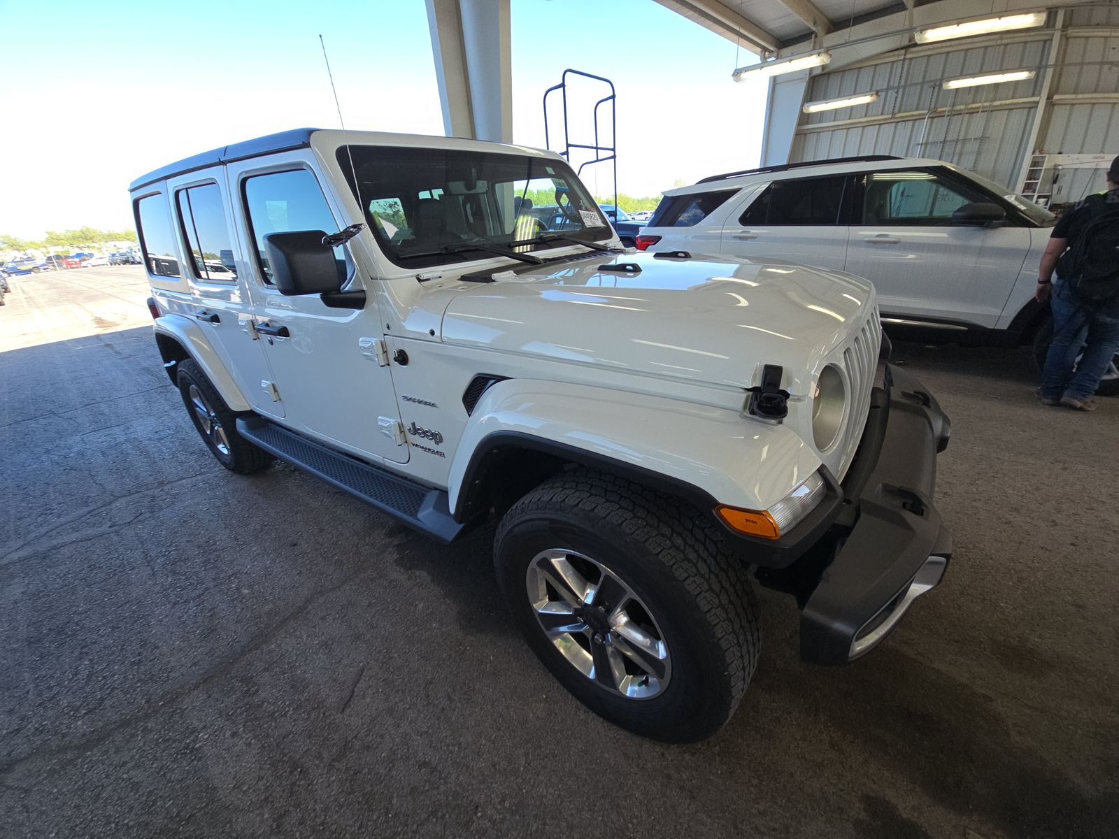 JEEP SAHARA - 4