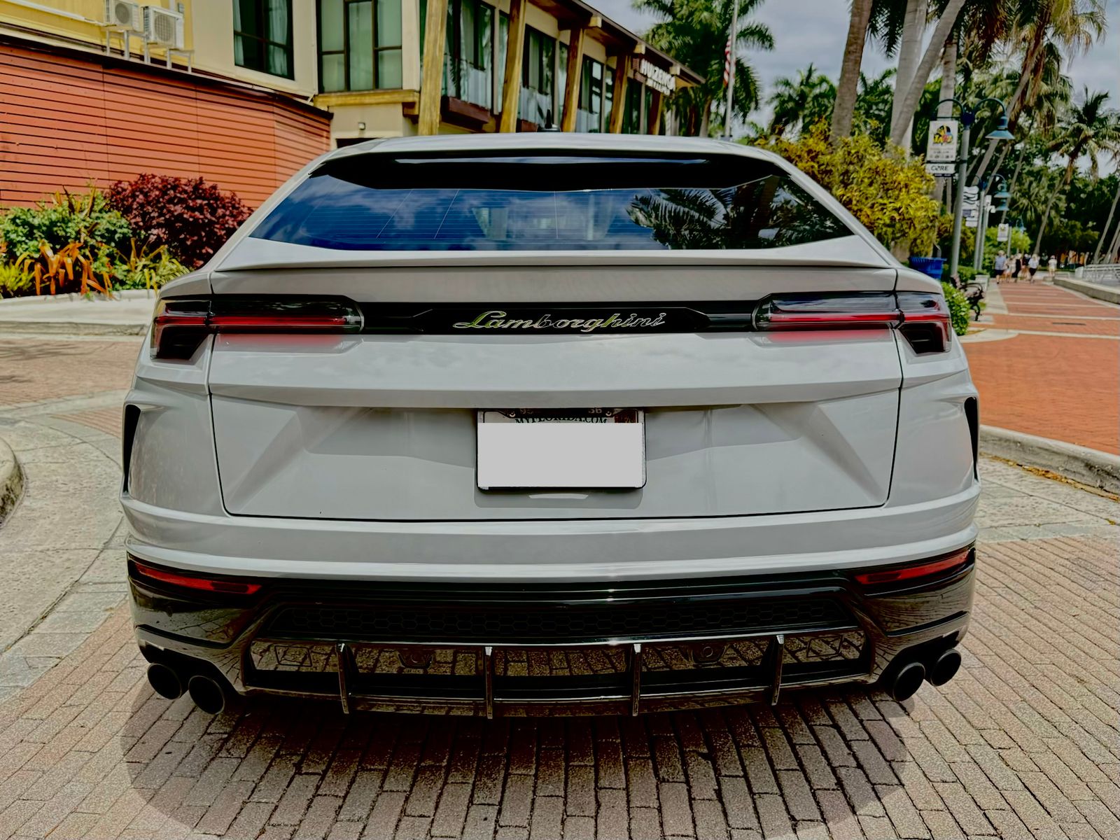 2022 Lamborghini Urus Base AWD