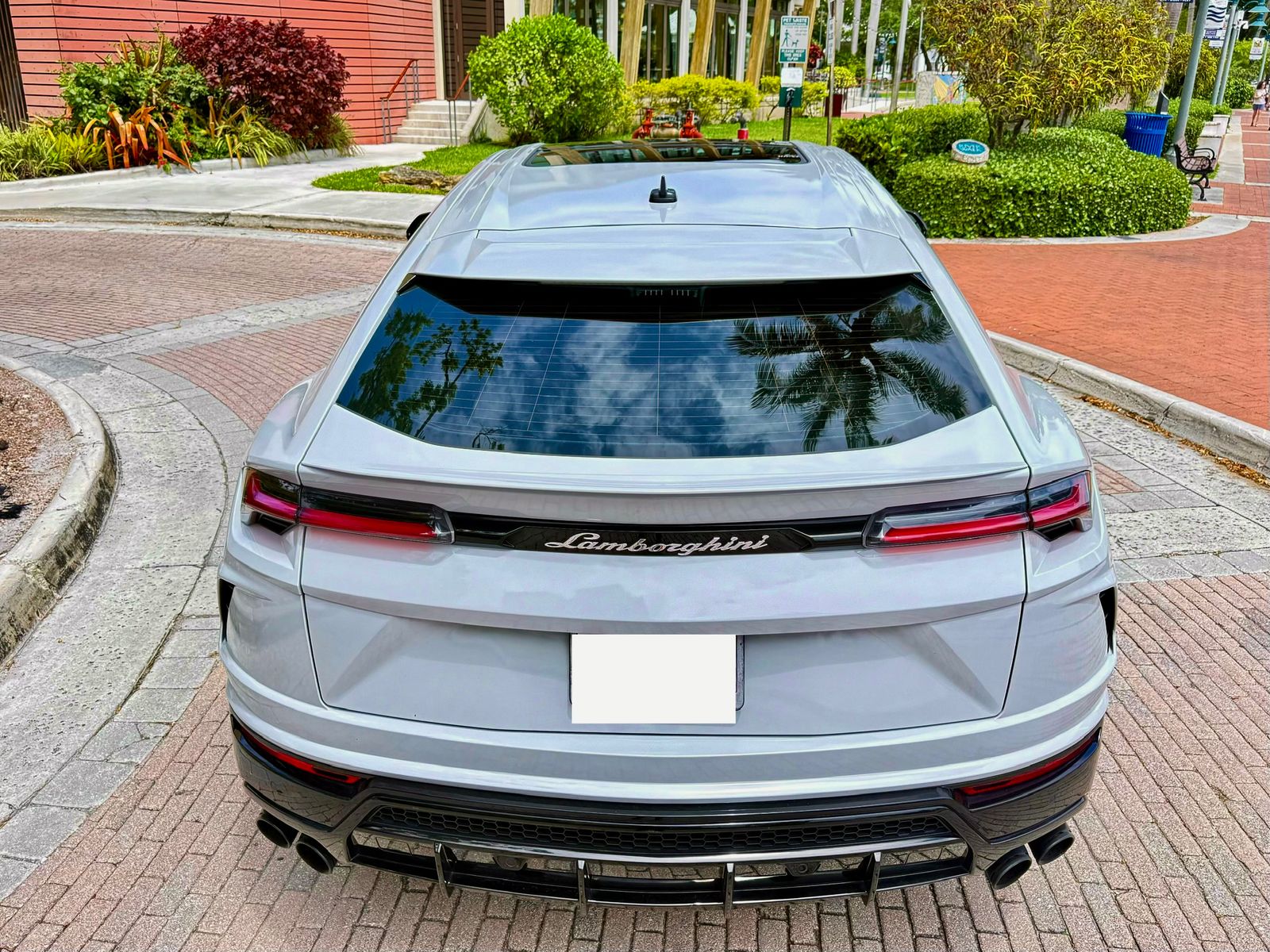 2022 Lamborghini Urus Base AWD