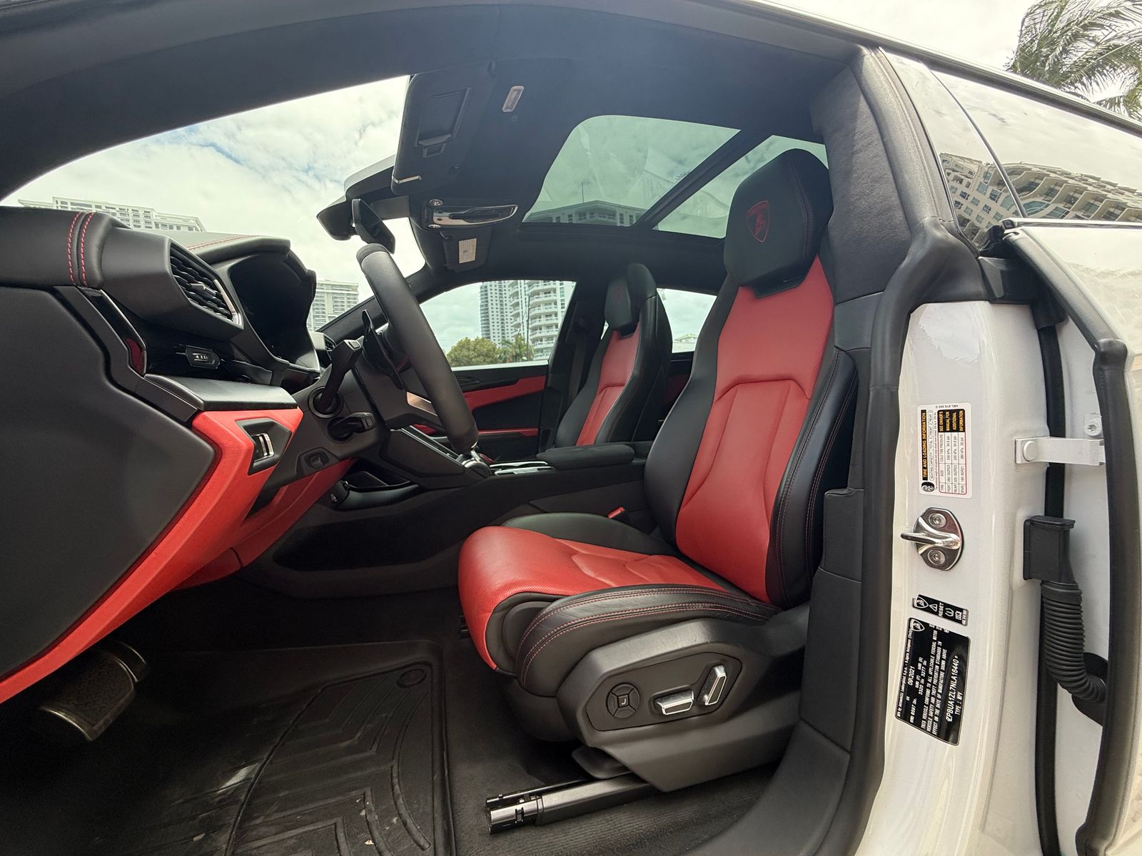 2022 Lamborghini Urus Base AWD