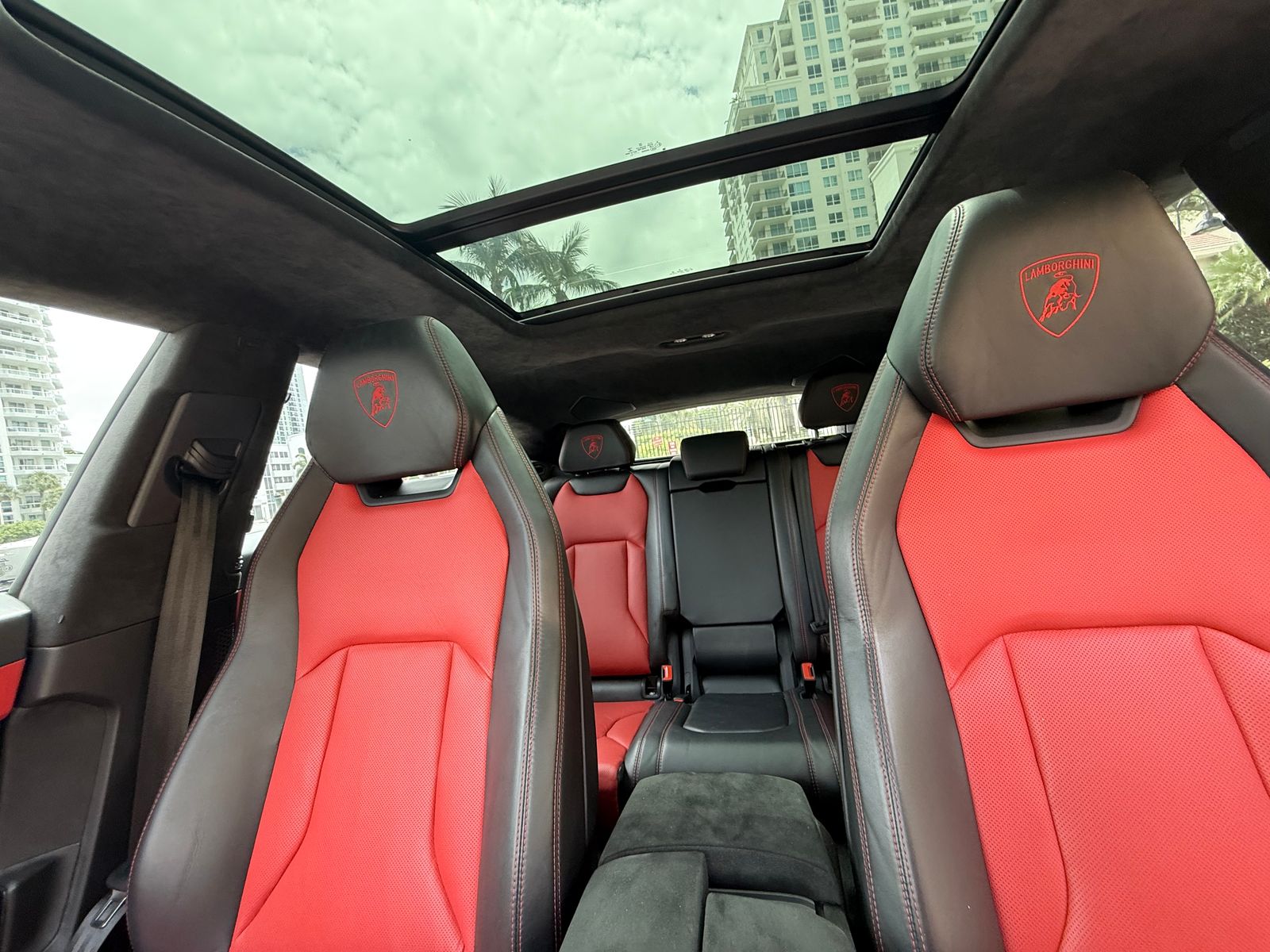 2022 Lamborghini Urus Base AWD