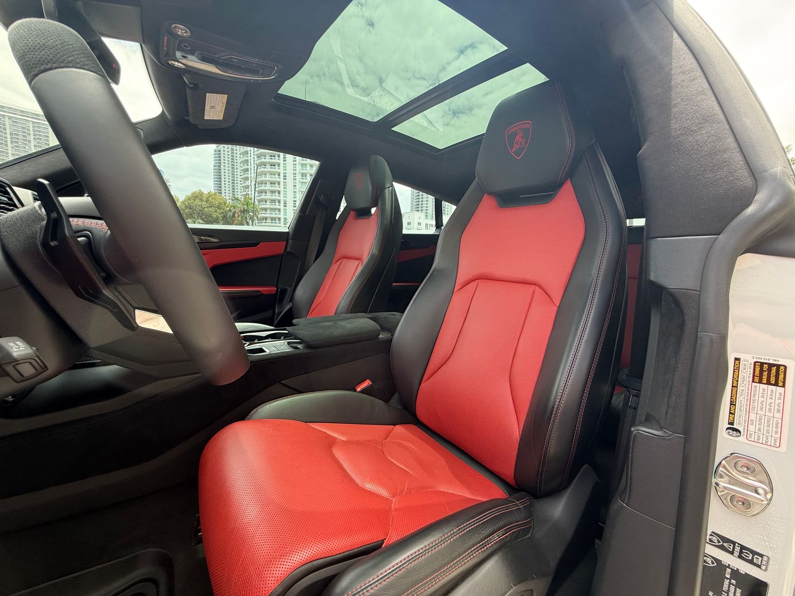 2022 Lamborghini Urus Base AWD