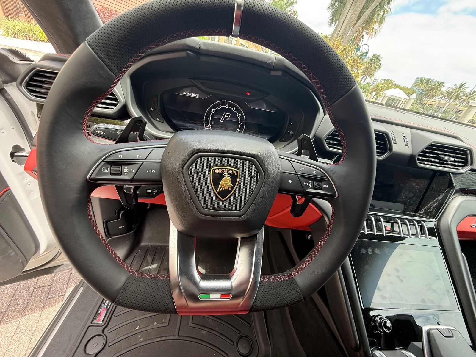 2022 Lamborghini Urus Base AWD