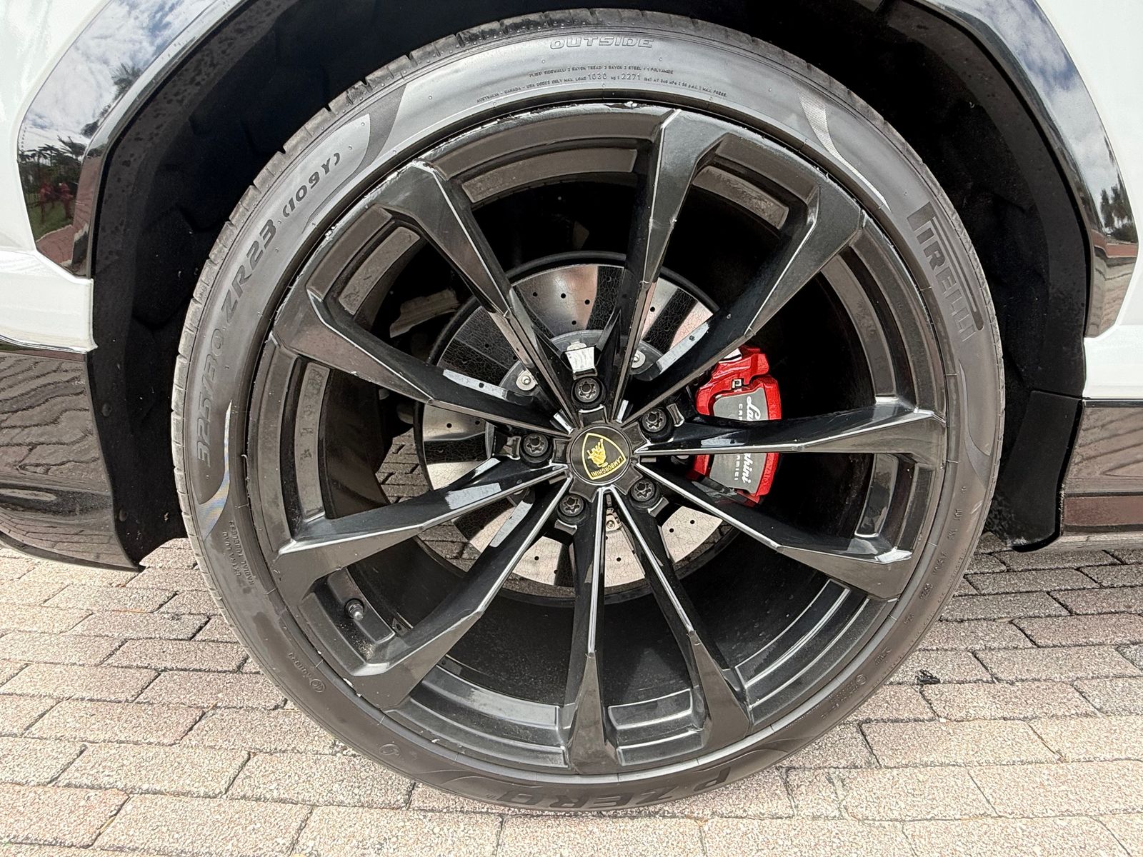 2022 Lamborghini Urus Base AWD