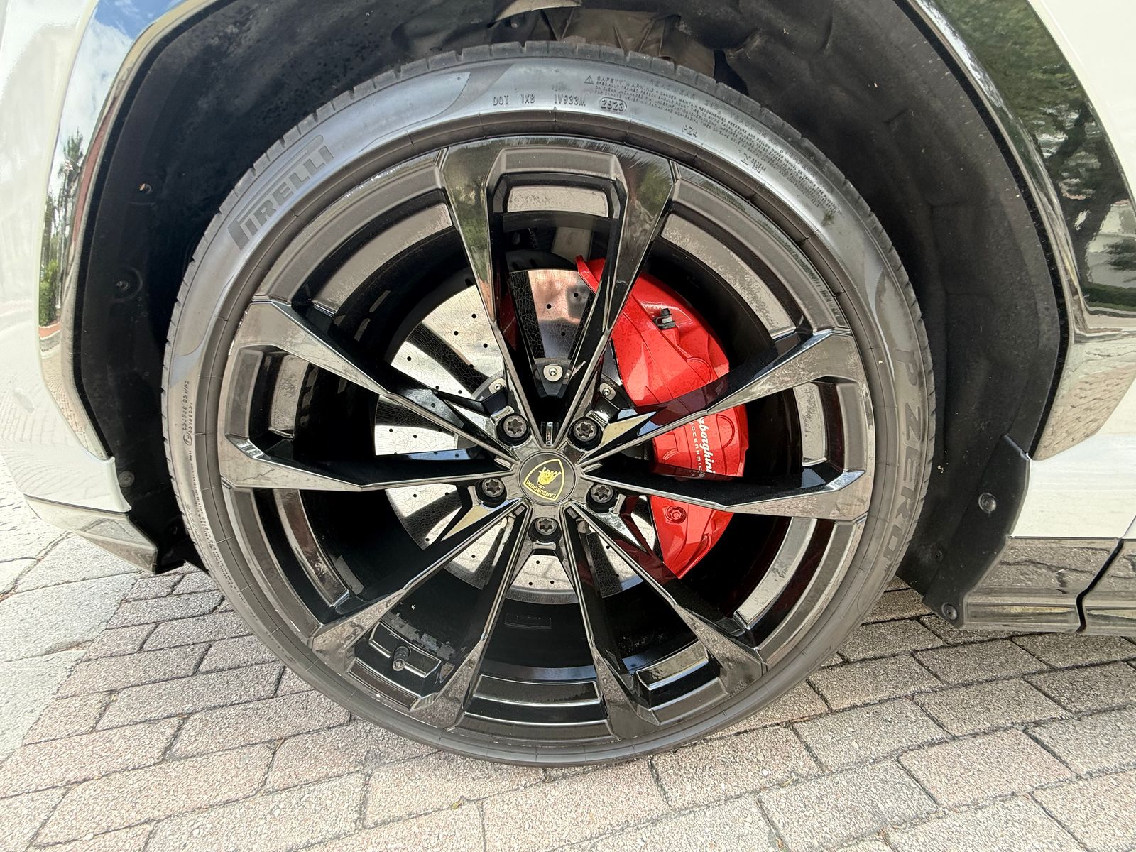 2022 Lamborghini Urus Base AWD