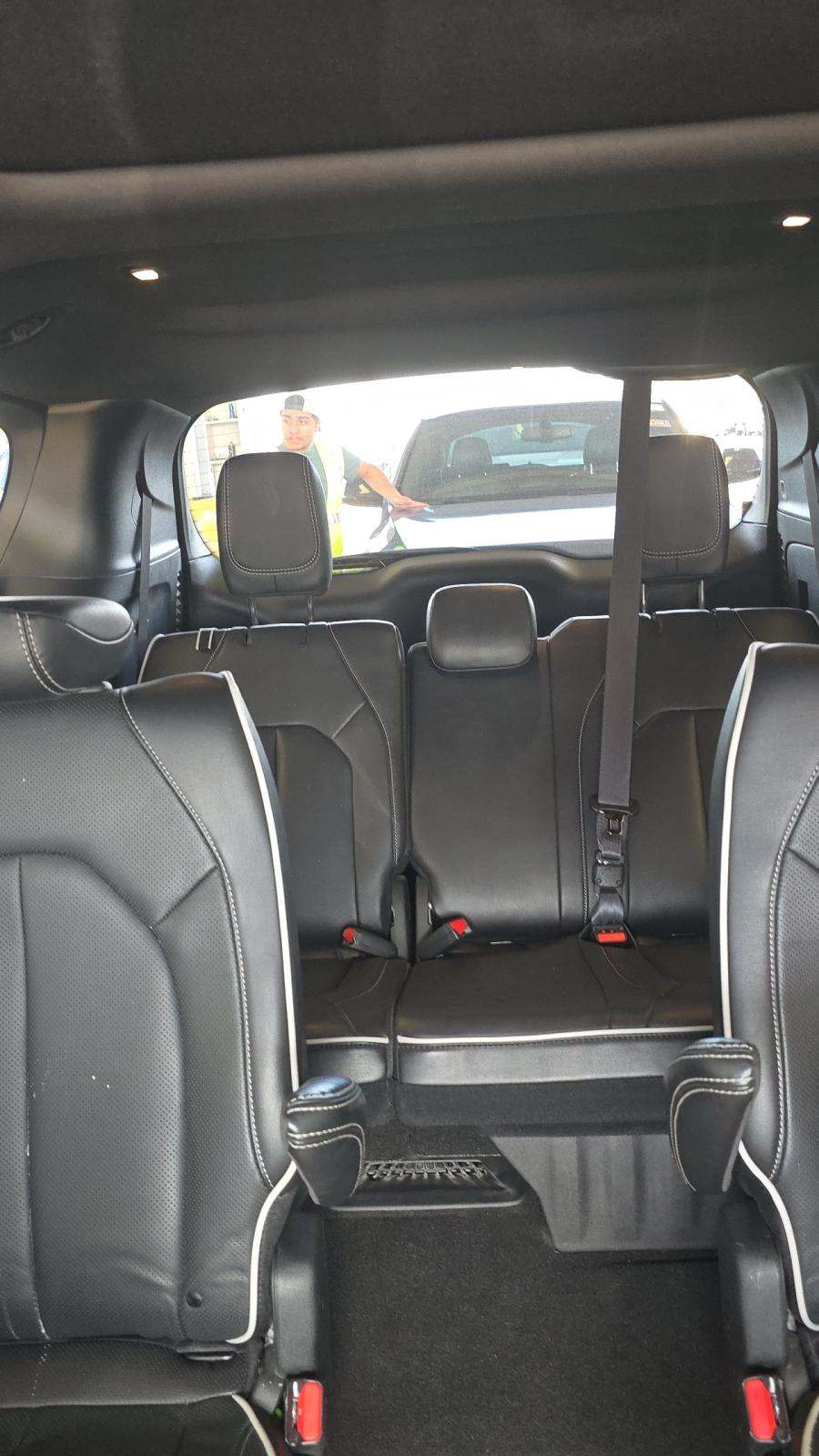 2026 Chrysler Pacifica Limited FWD