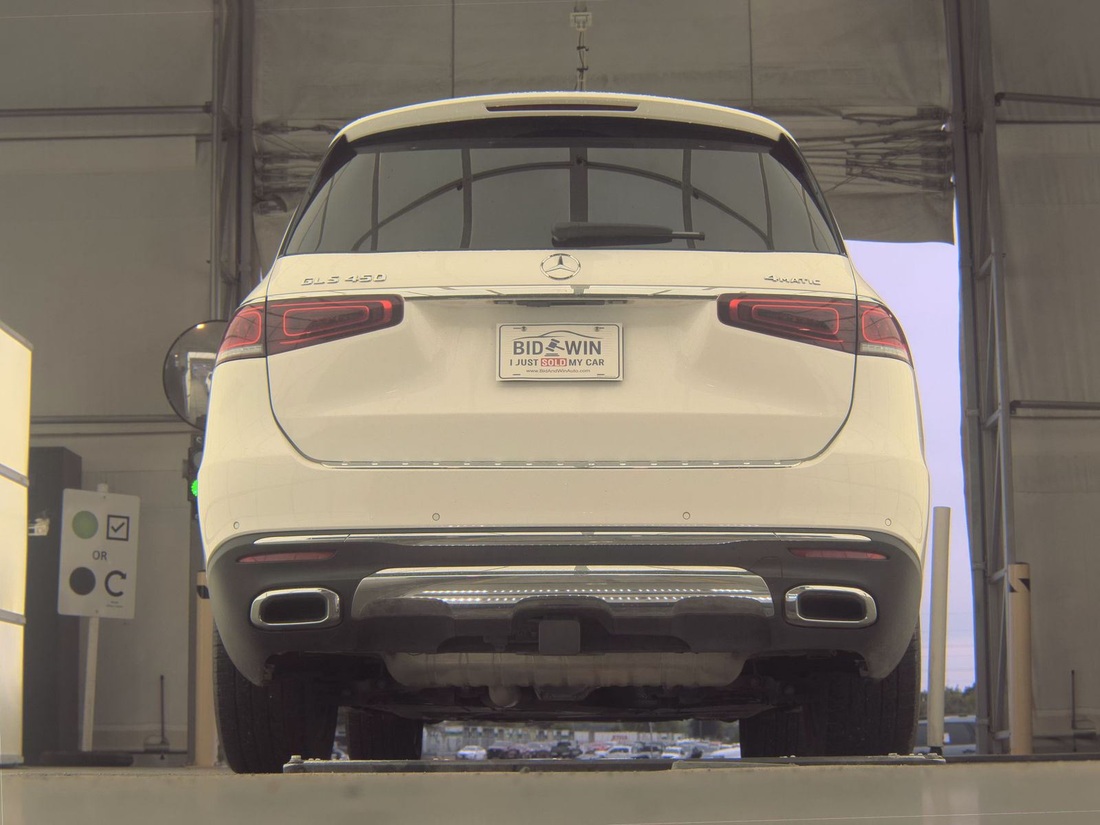 MERCEDES-BENZ GLS - 8