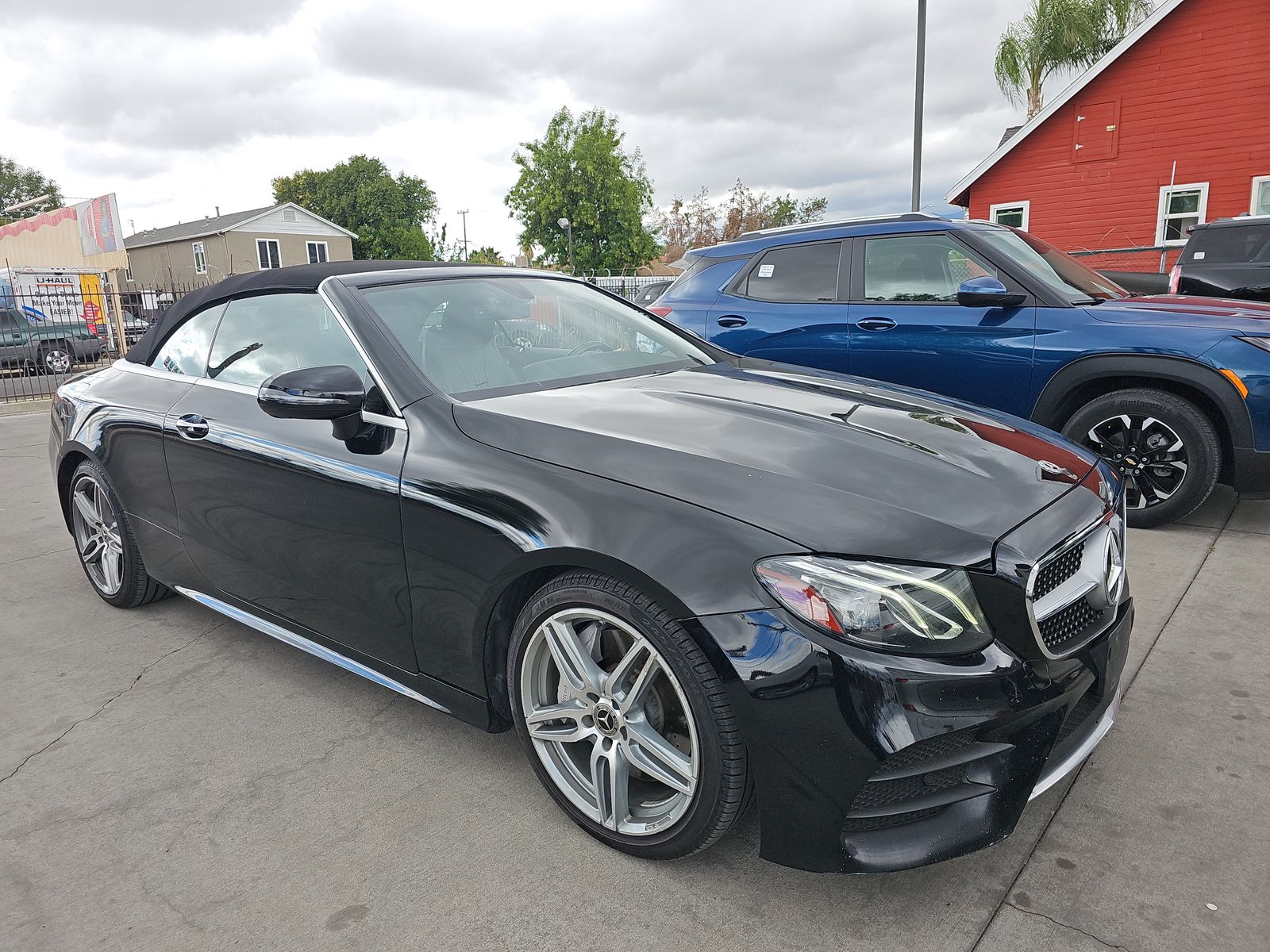 MERCEDES-BENZ E-CLASS - 4