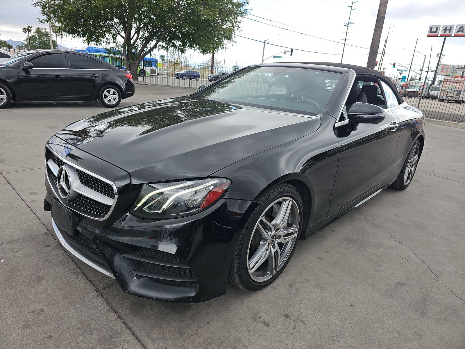 MERCEDES-BENZ E-CLASS - 1