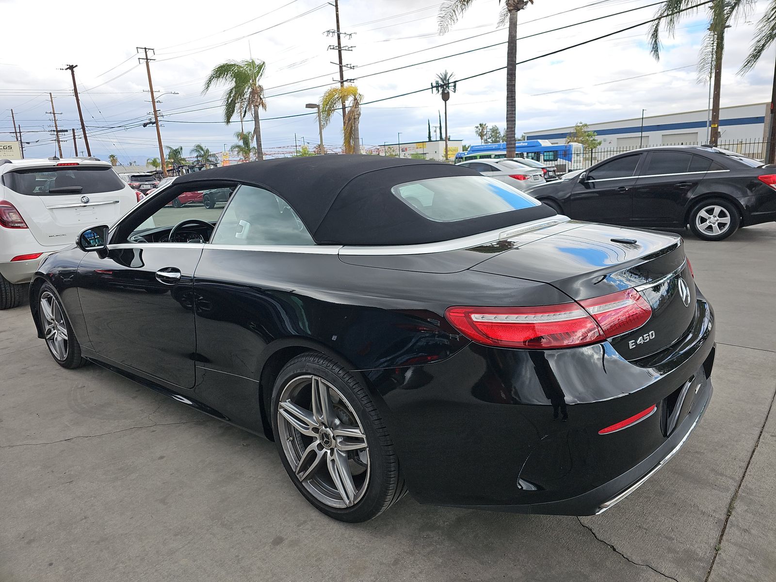 MERCEDES-BENZ E-CLASS - 7