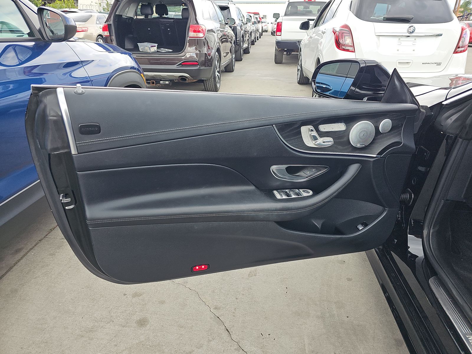 MERCEDES-BENZ E-CLASS - 10