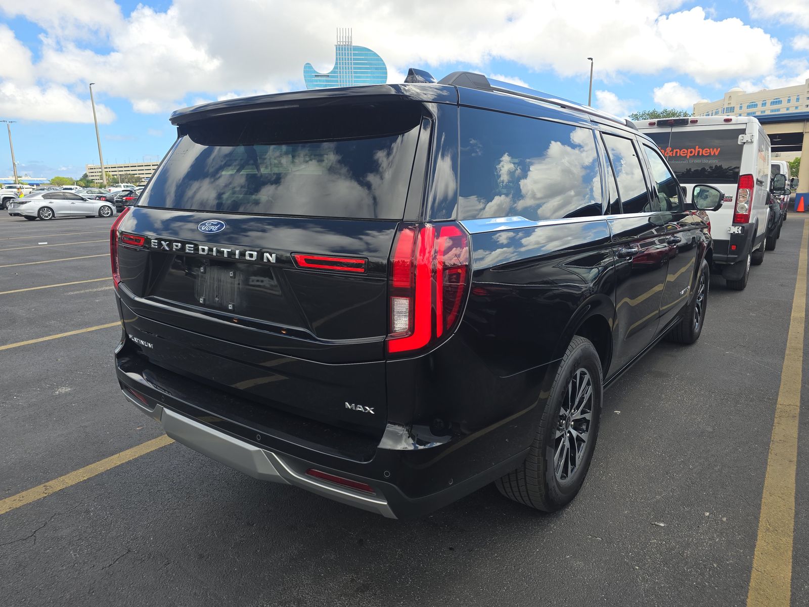 FORD EXPEDITION MAX - 5