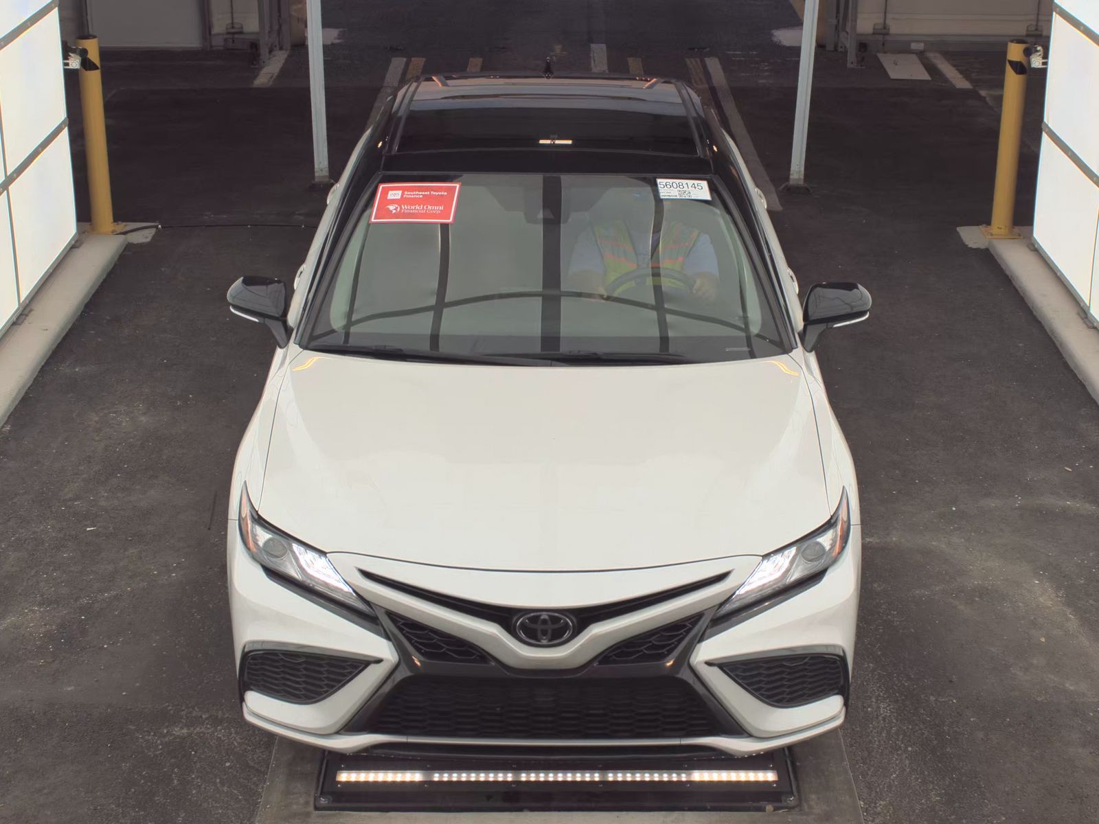 TOYOTA CAMRY - 3