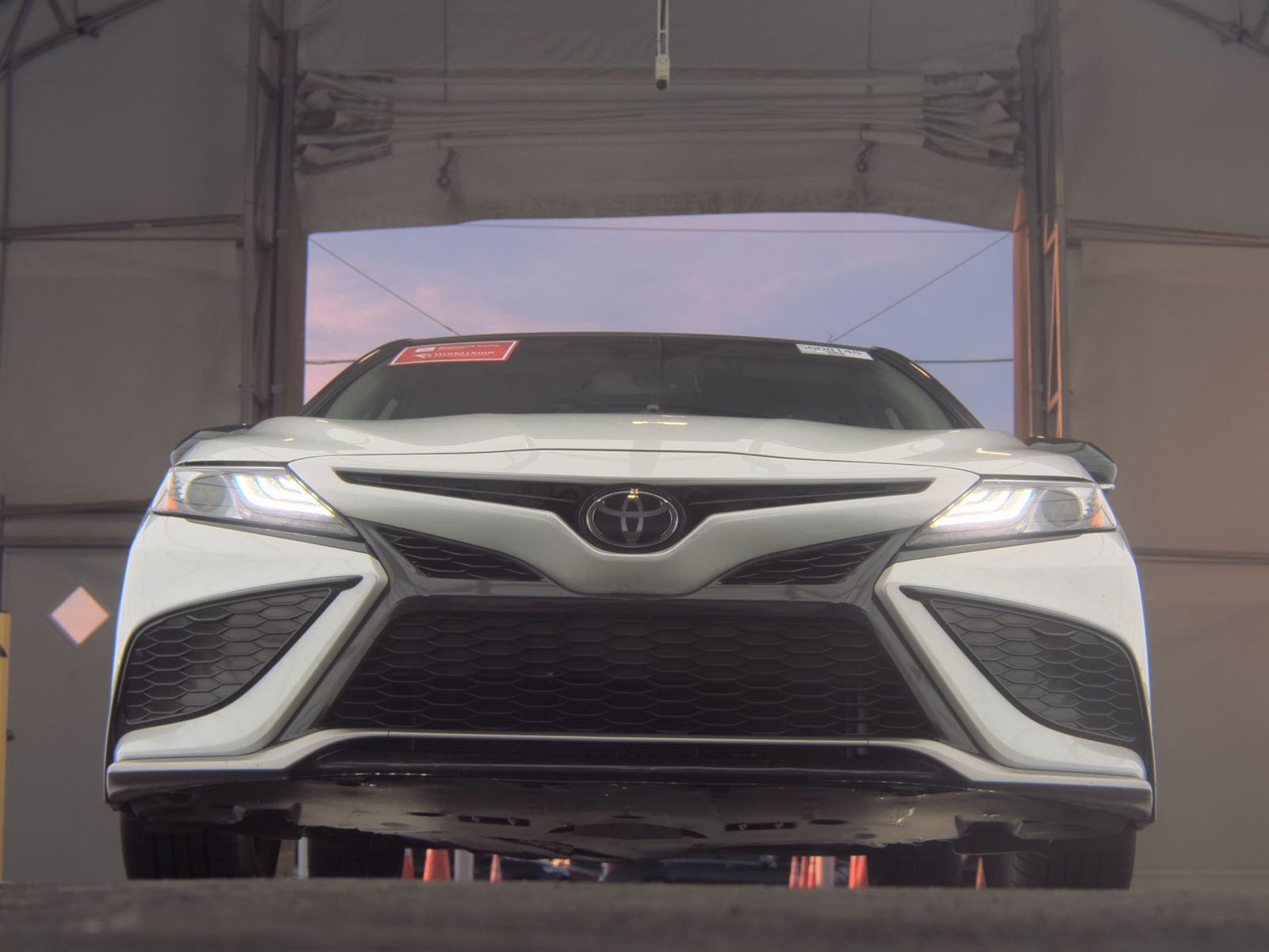 TOYOTA CAMRY - 4