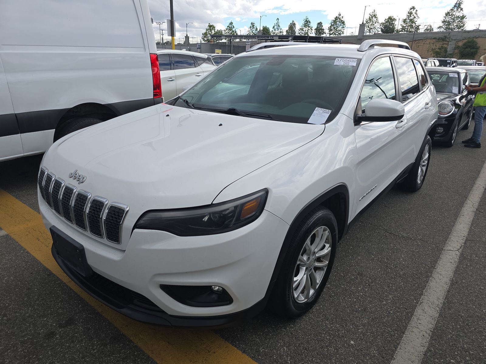JEEP LATITUDE - 1