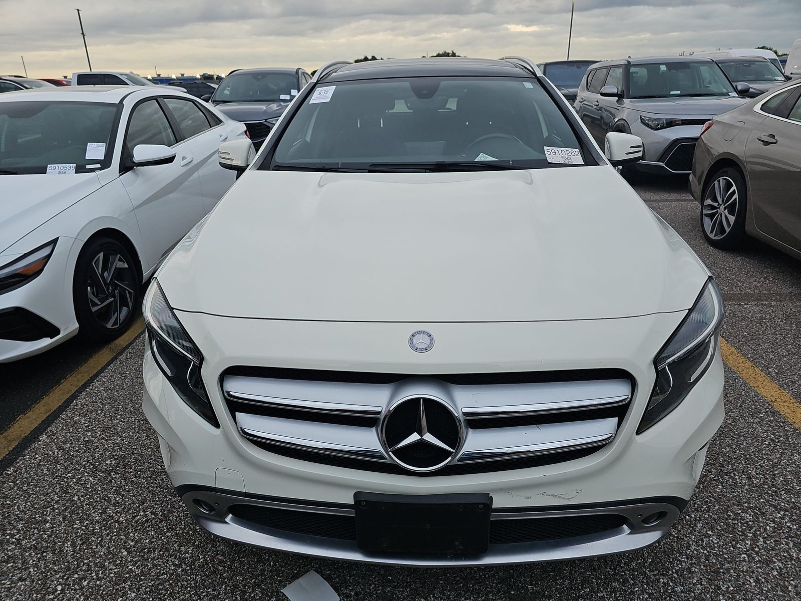 MERCEDES-BENZ GLA - 3