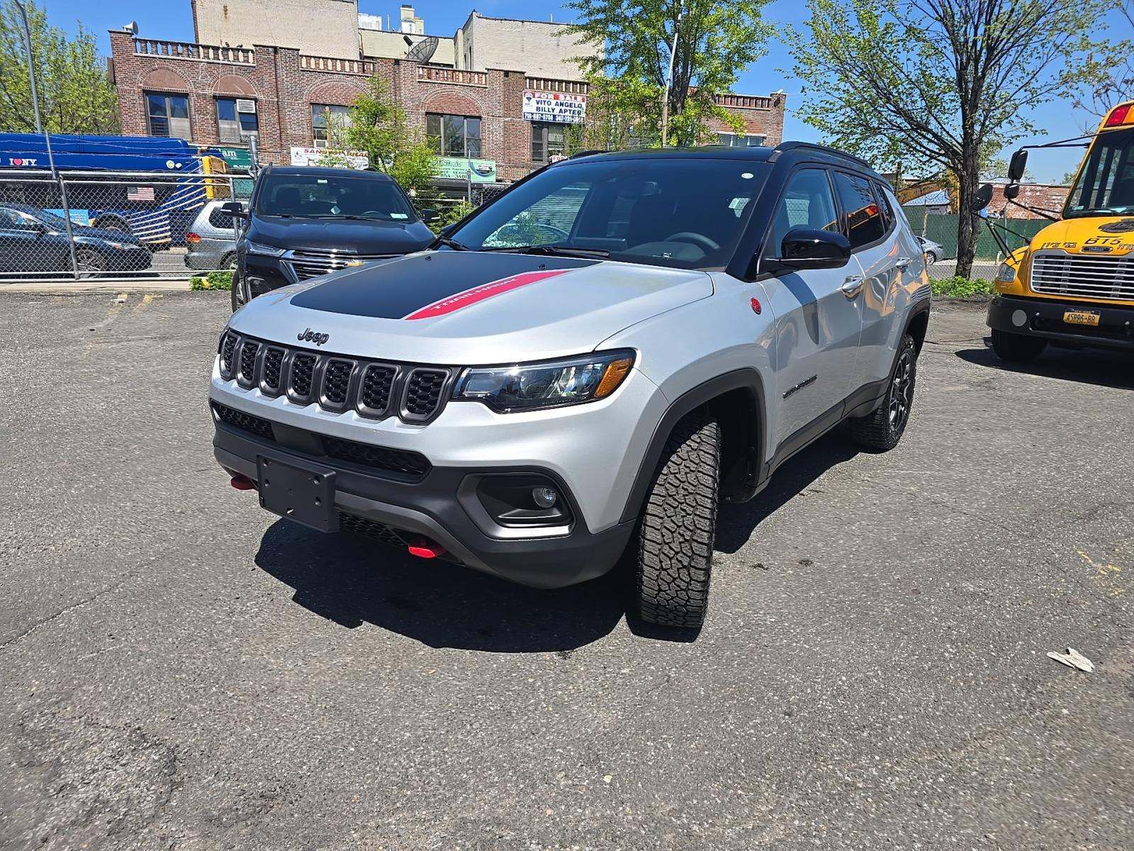 JEEP TRAILHAWK - 1