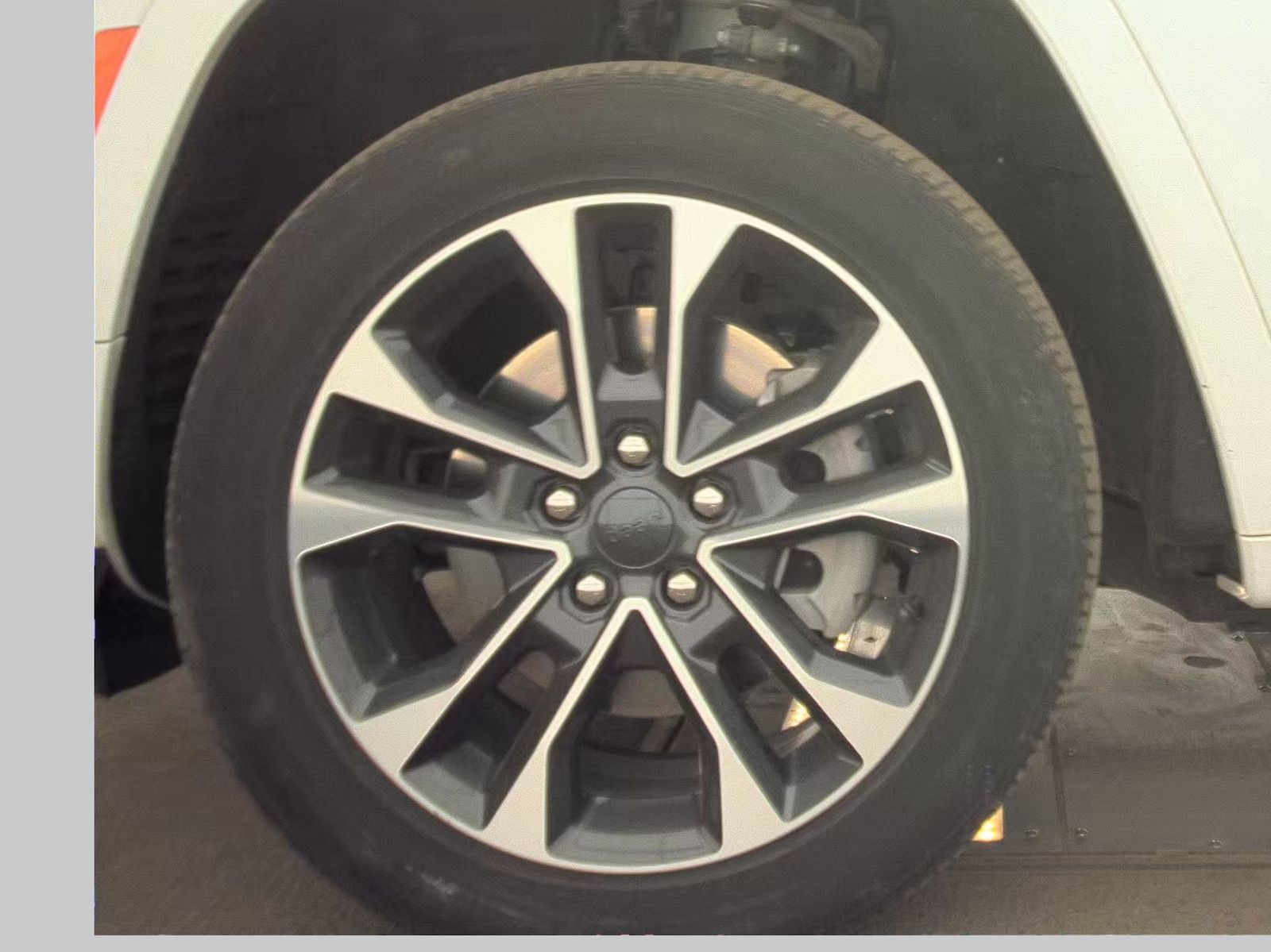 JEEP GRAND CHEROKEE - 10