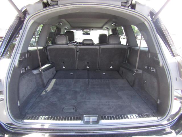 MERCEDES-BENZ GLS - 9