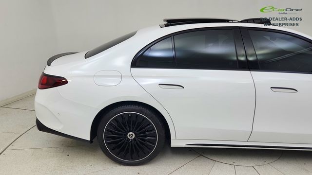 MERCEDES-BENZ E-CLASS - 8