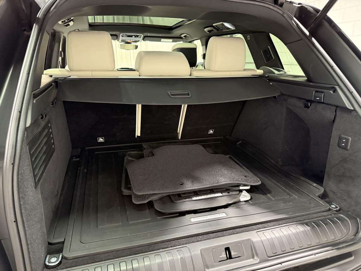 2022 Land Rover Range Rover Sport HSE Silver Edition AWD