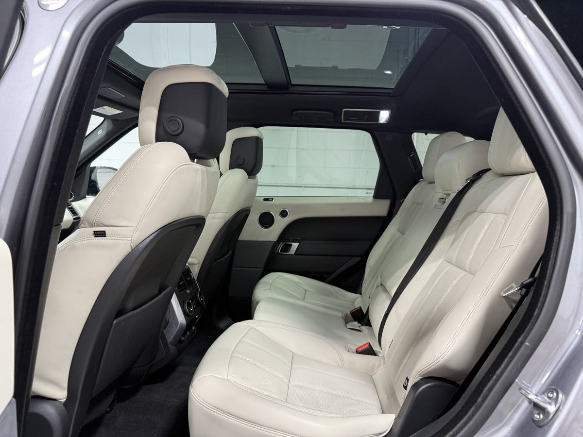 2022 Land Rover Range Rover Sport HSE Silver Edition AWD