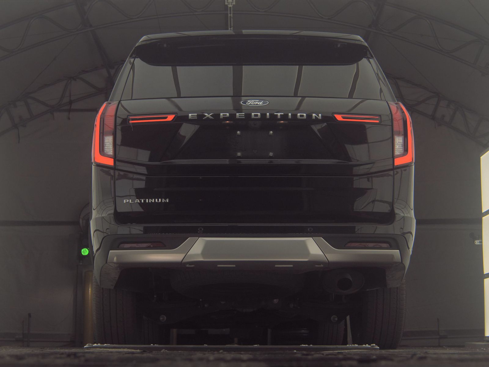 FORD EXPEDITION - 8