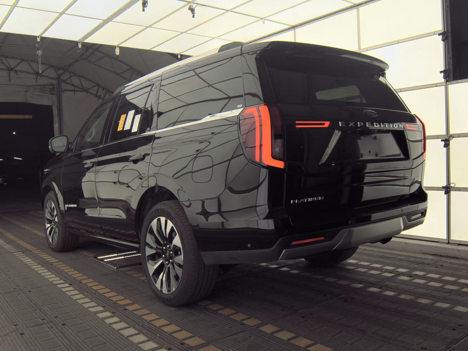 FORD EXPEDITION - 9
