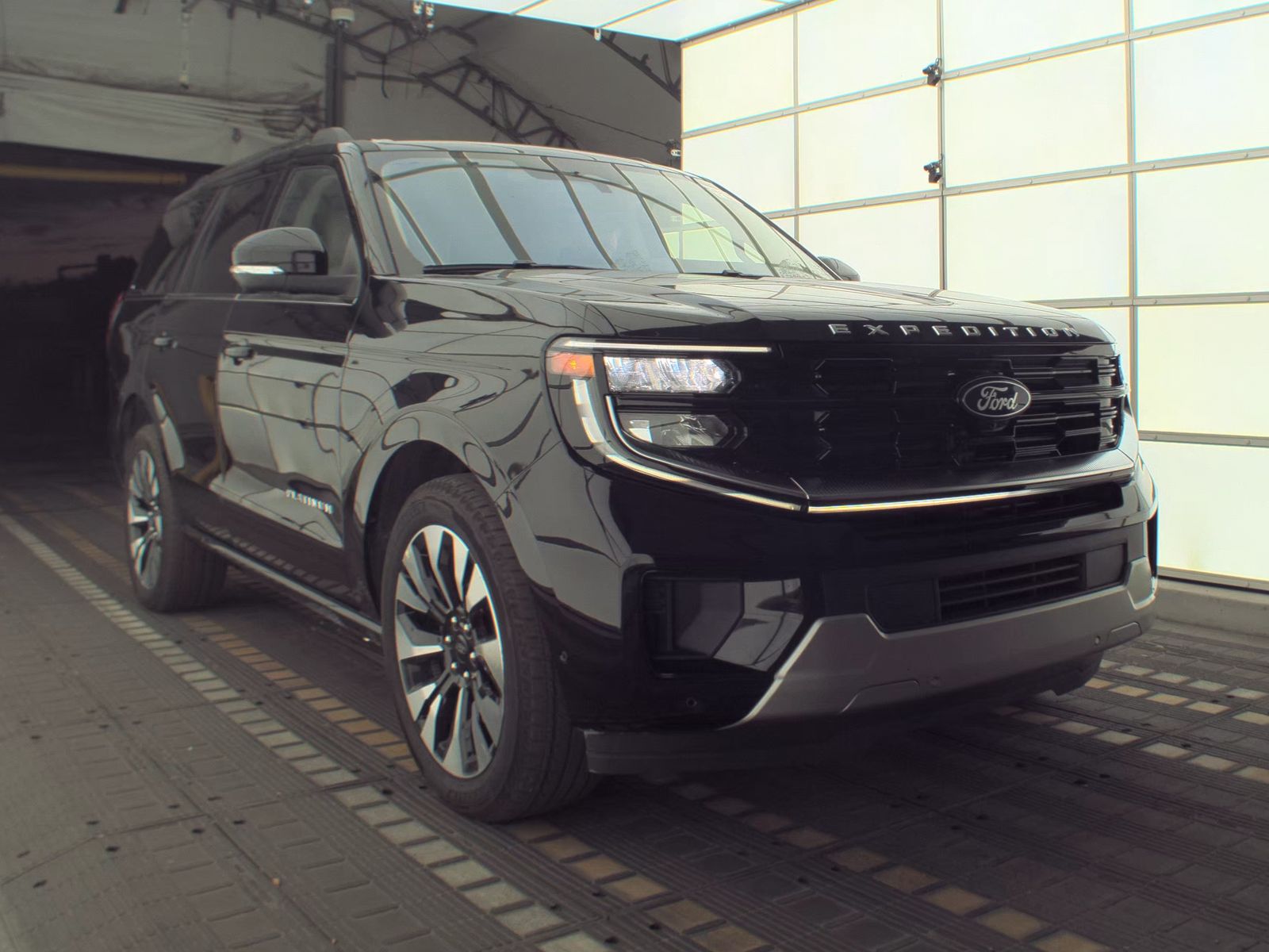 FORD EXPEDITION - 5