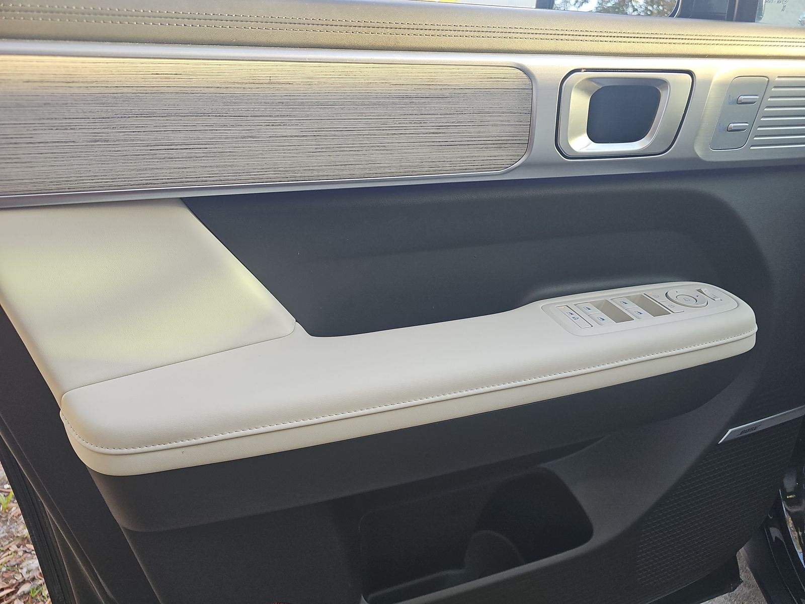 HYUNDAI CALLIGRAPH - 10