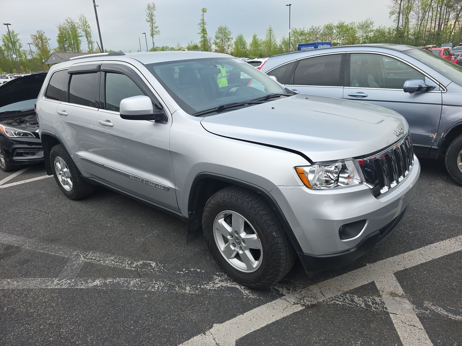 JEEP LAREDO - 4