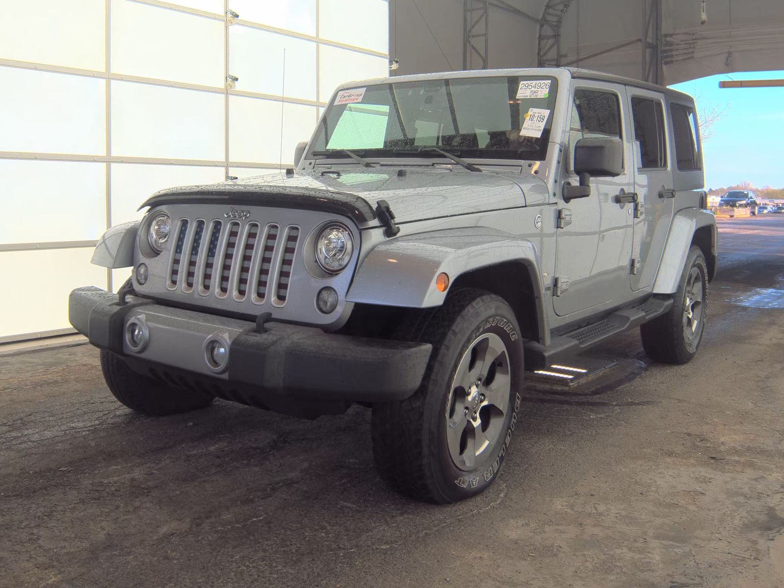 JEEP SAHARA - 1
