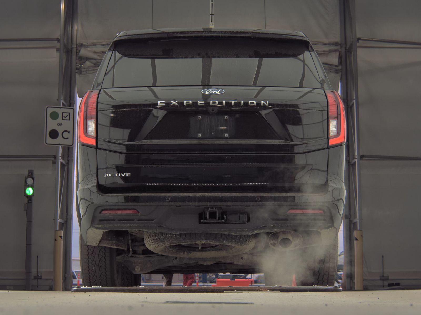 FORD EXPEDITION - 8