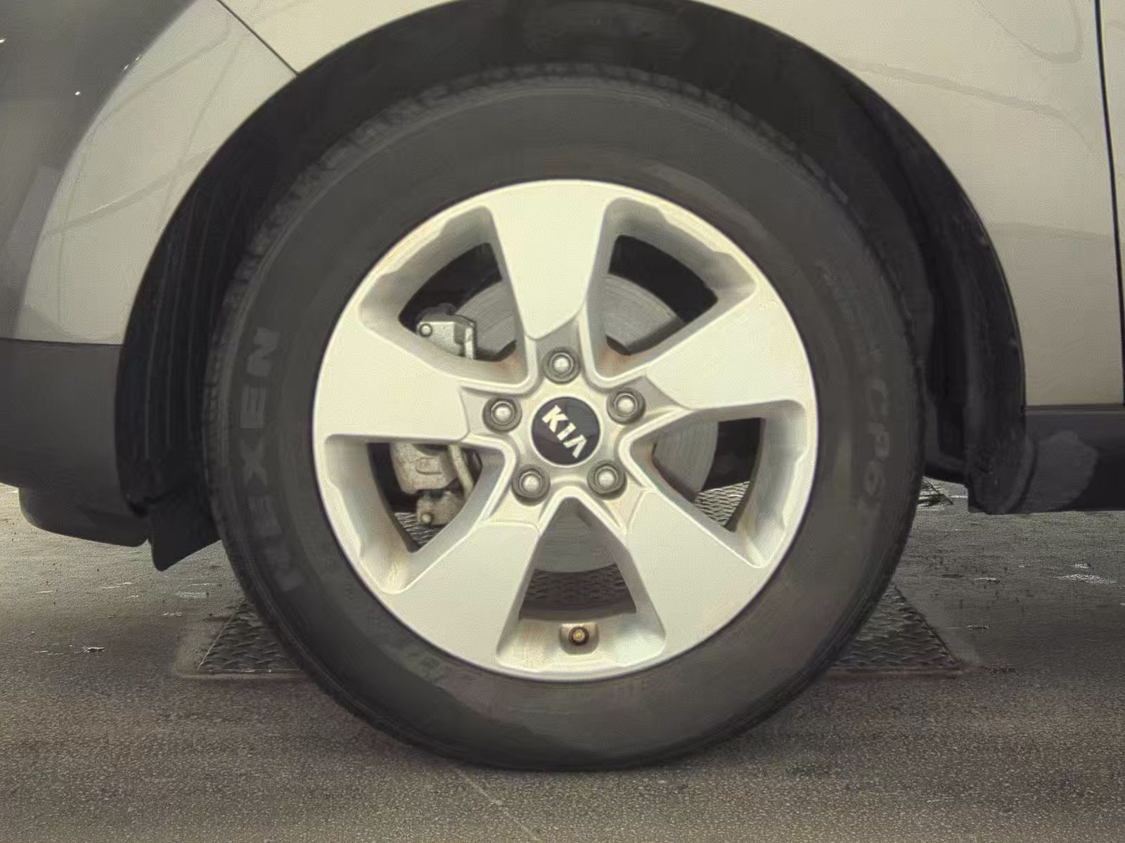 KIA BASE - 10