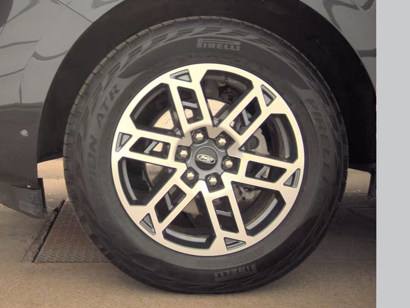 FORD EXPEDITION - 10