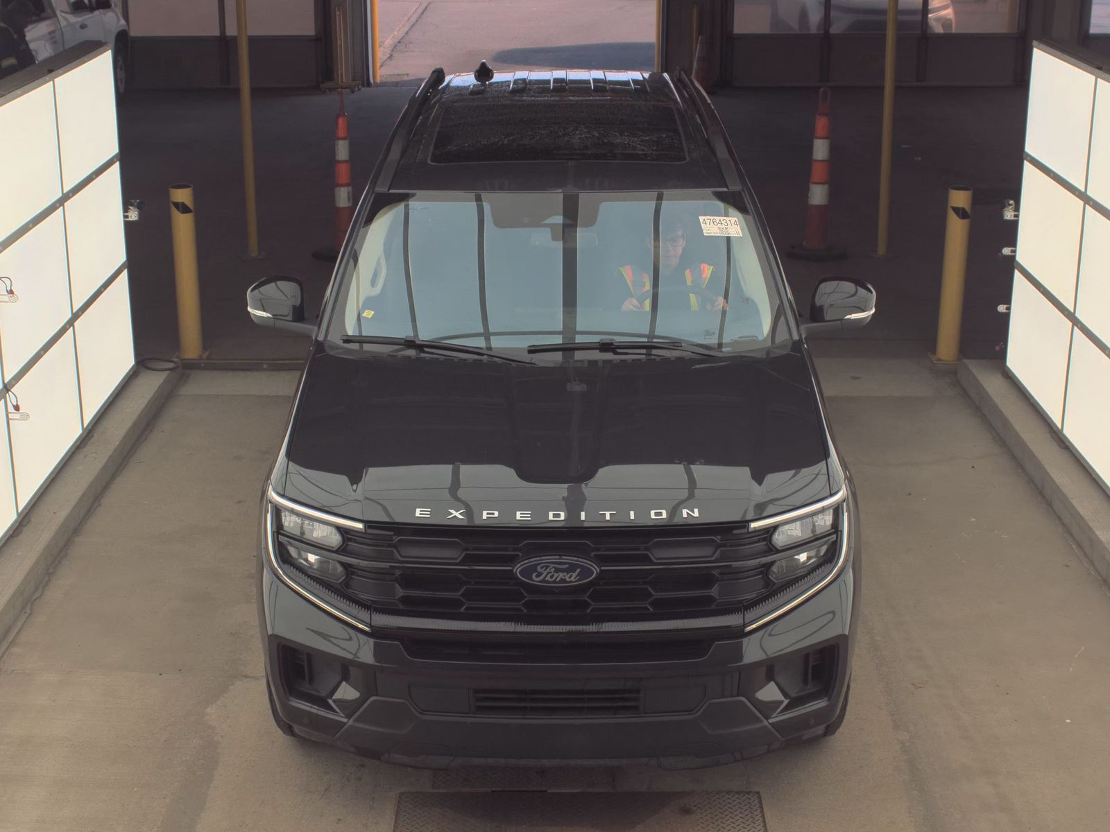 FORD EXPEDITION - 3