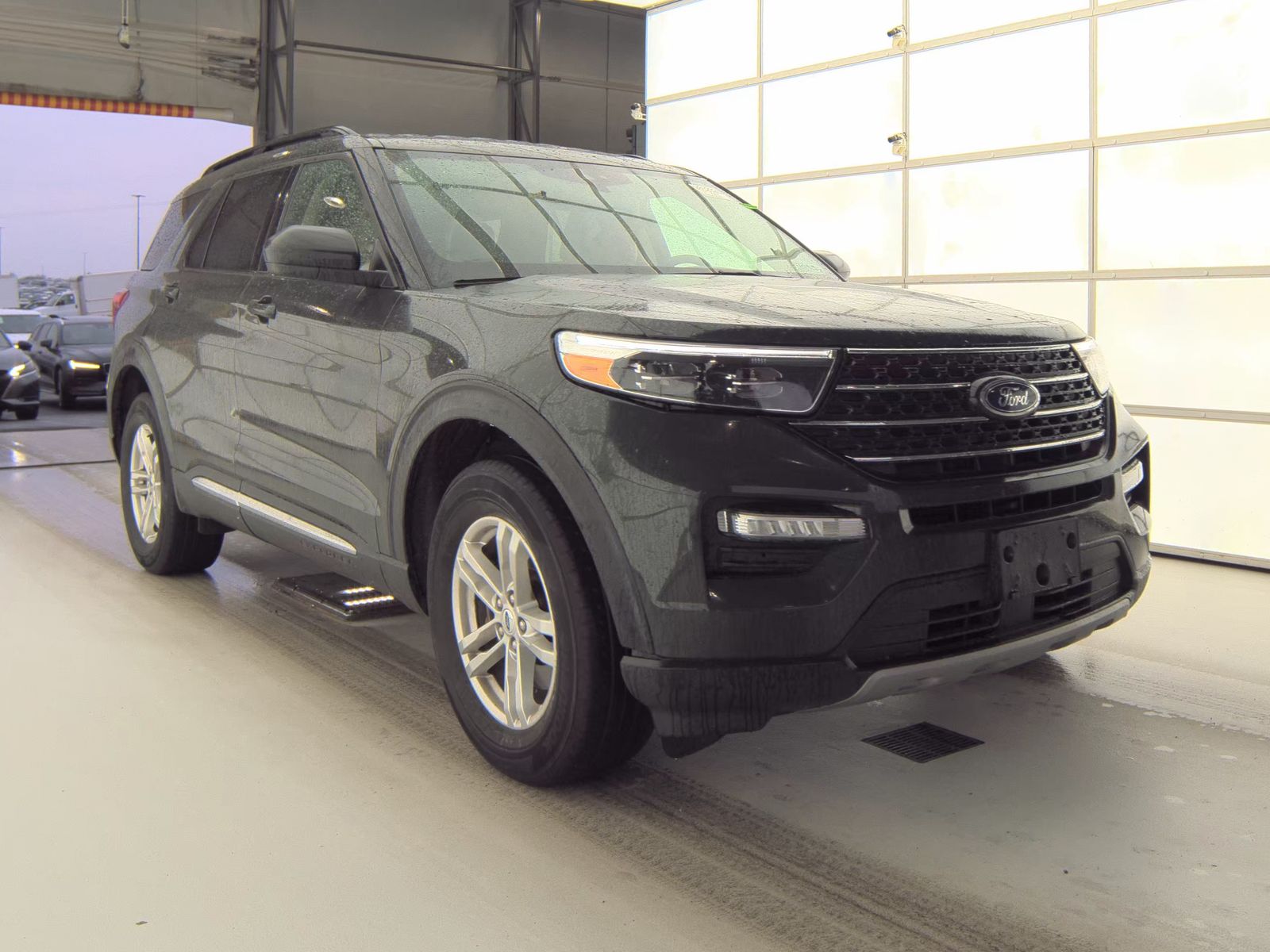 FORD EXPLORER - 5