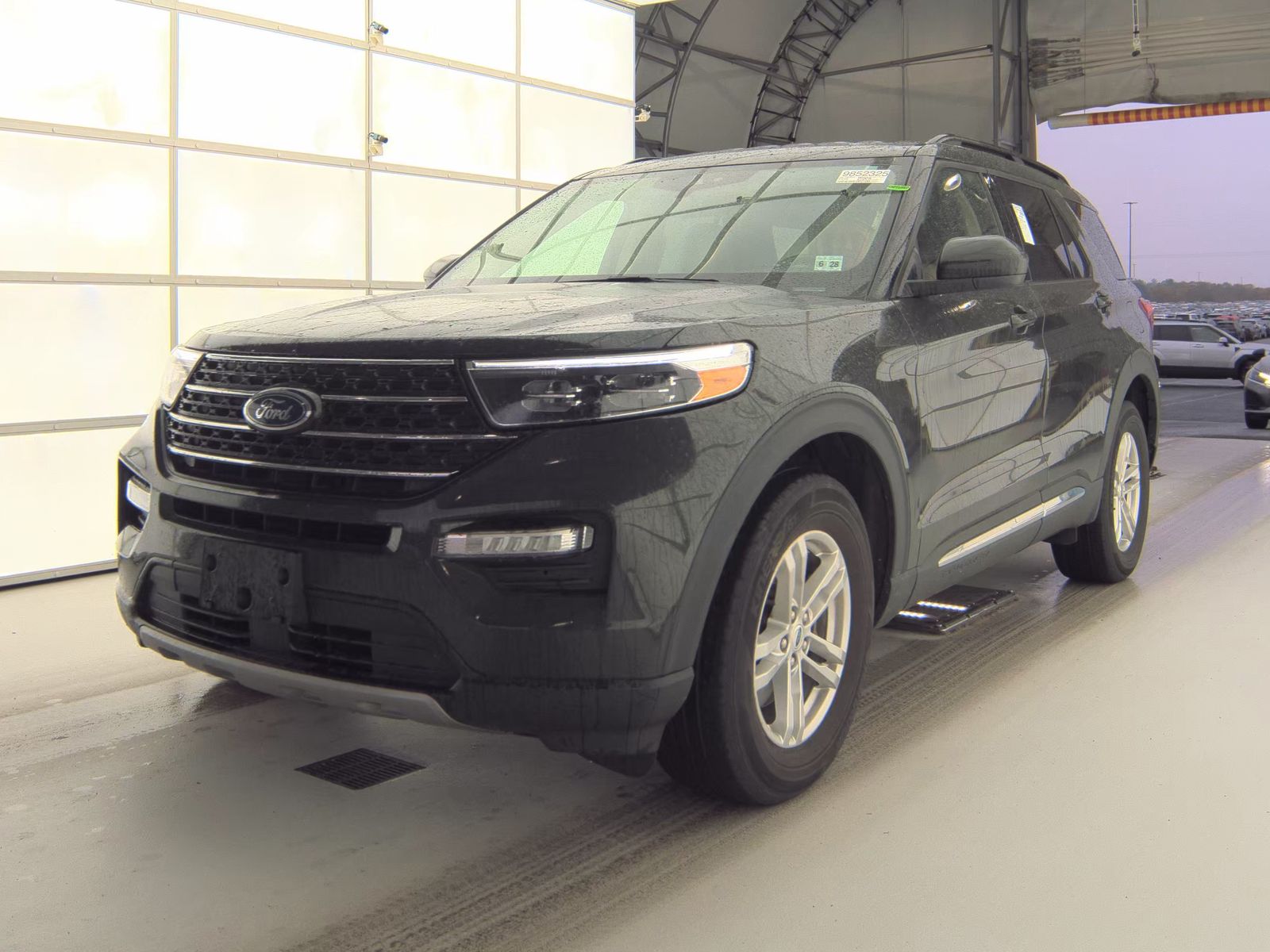 FORD EXPLORER - 1