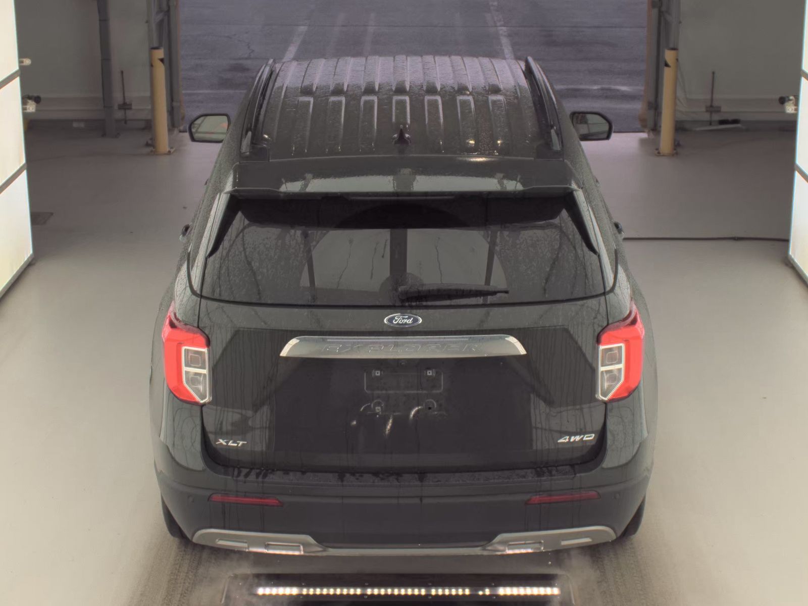 FORD EXPLORER - 7