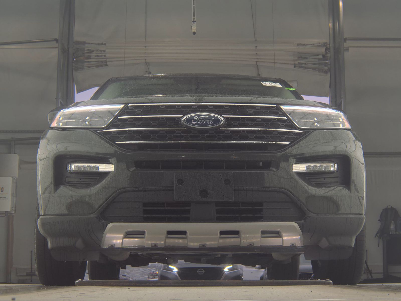 FORD EXPLORER - 4