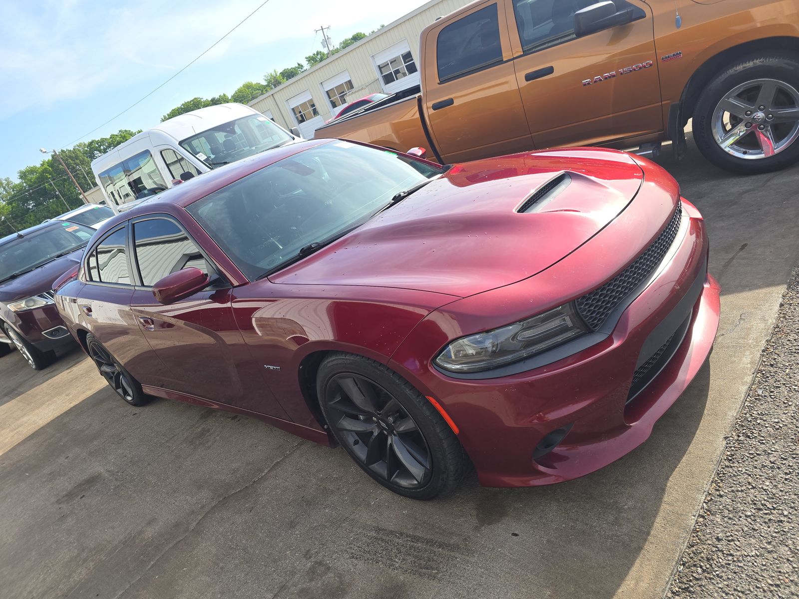 DODGE CHALLENGER - 4