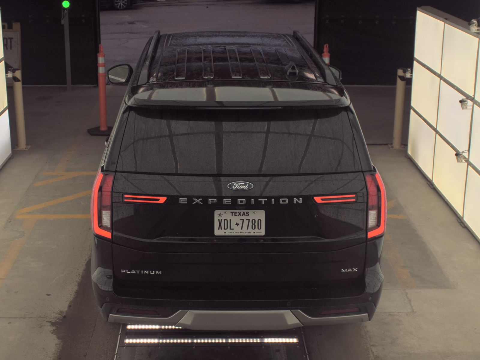 FORD EXPEDITION MAX - 7