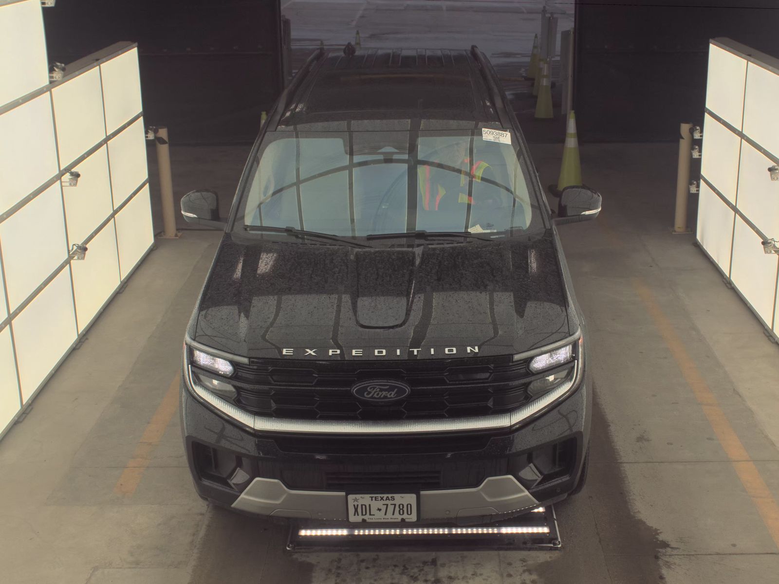 FORD EXPEDITION MAX - 3