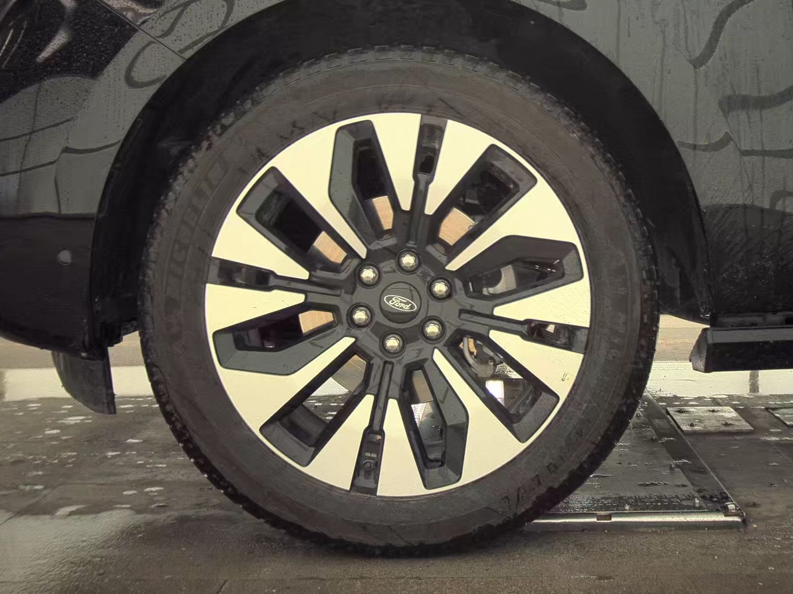 FORD EXPEDITION MAX - 10