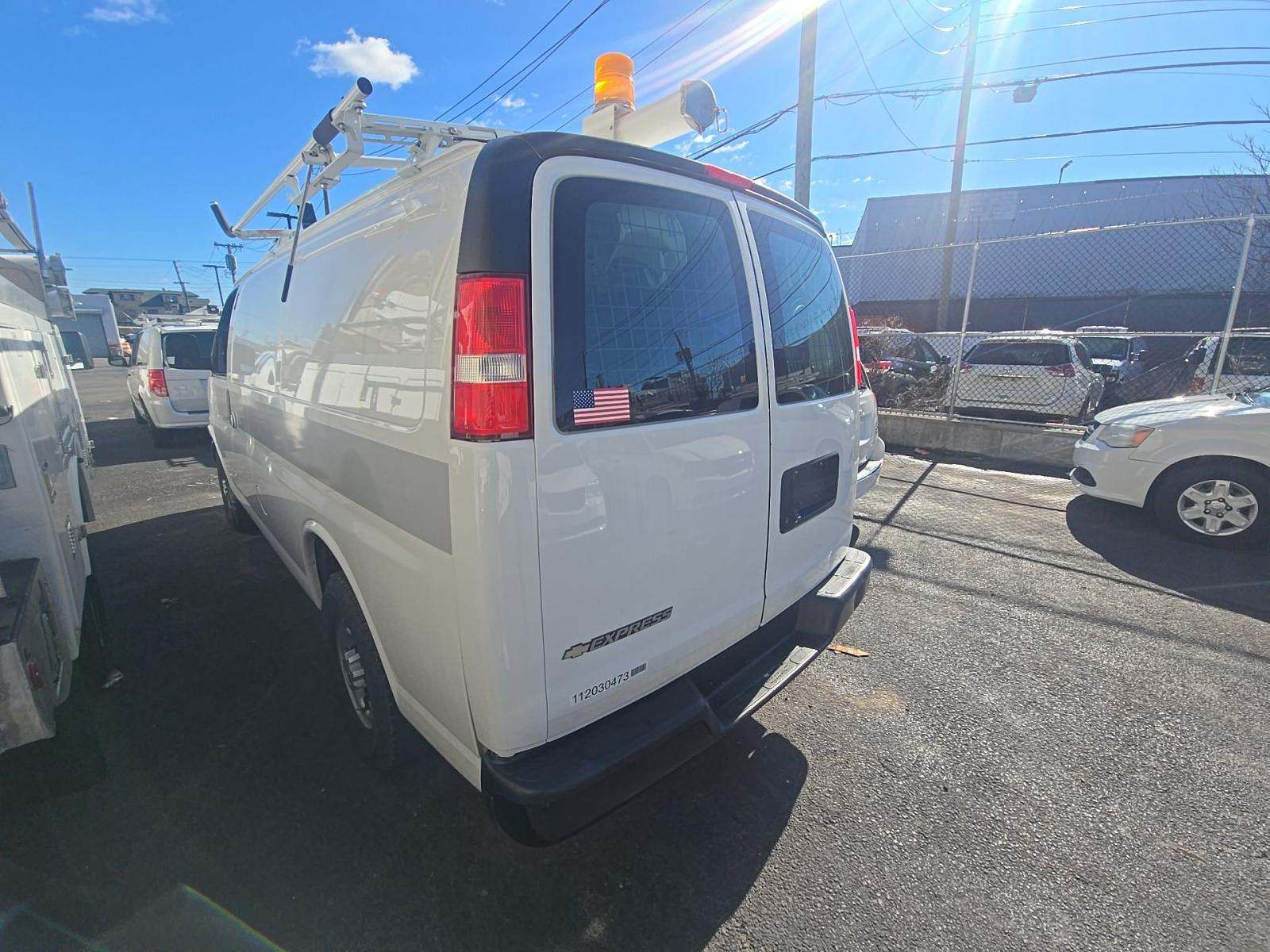 CHEVROLET UNKNOWN - 4