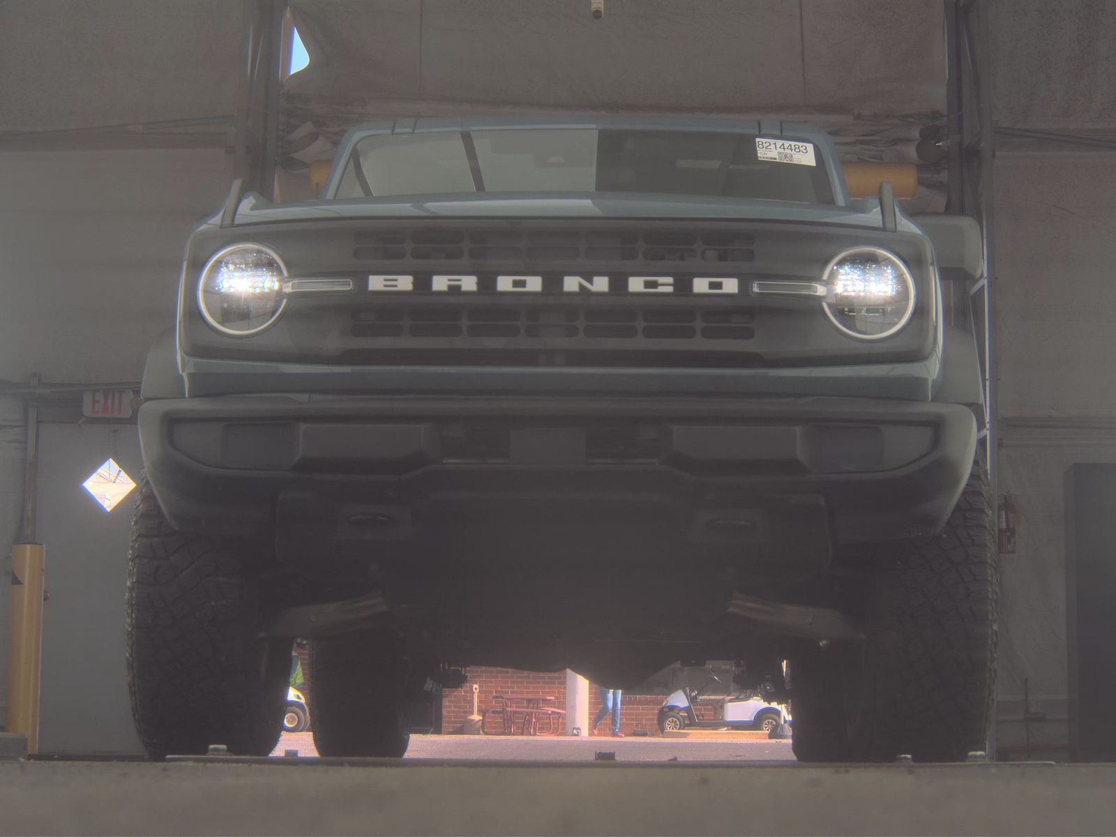 FORD BRONCO - 4