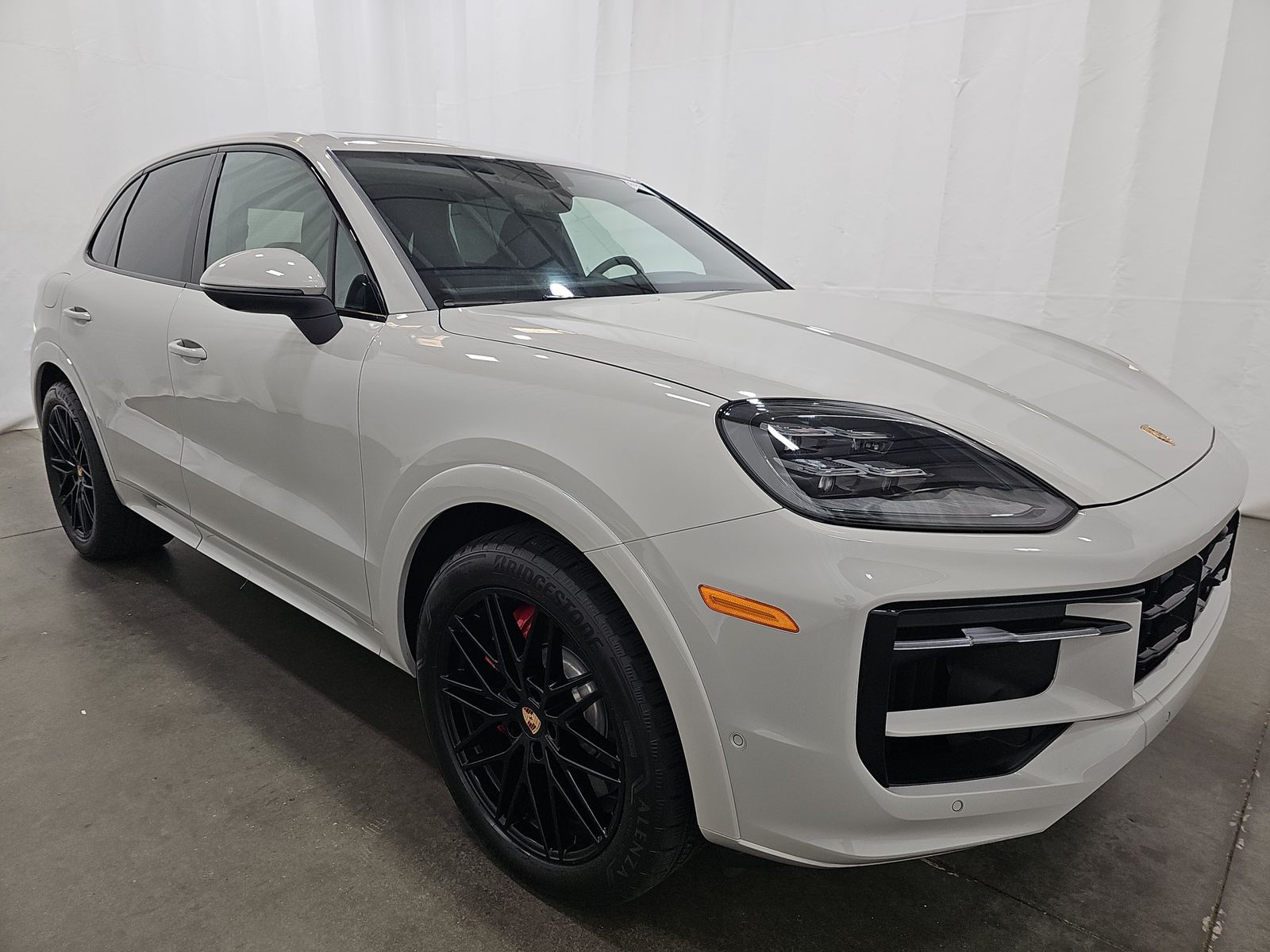PORSCHE CAYENNE - 4