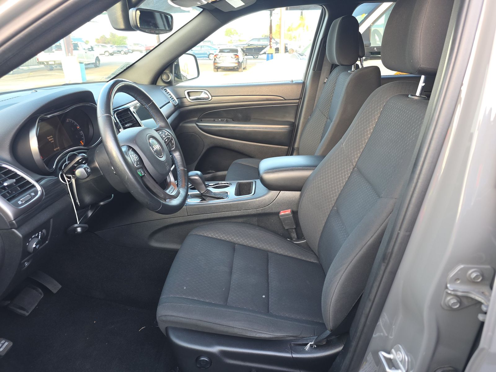 JEEP LAREDO UPLAND EDITION - 8